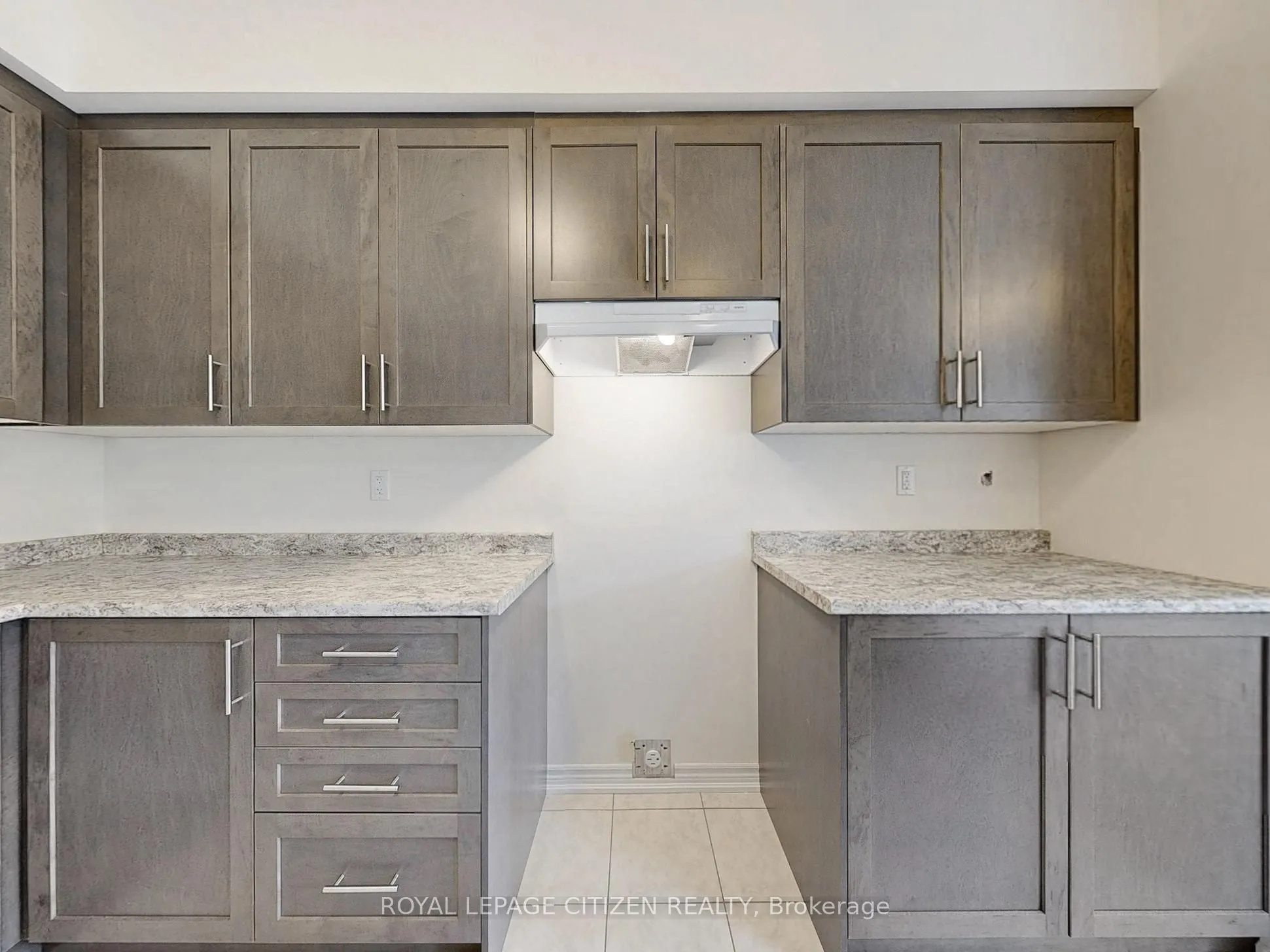 142 North Garden Boulevard, ON L9L 1B3