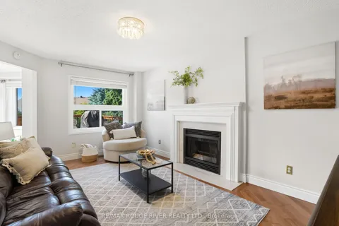 38 Silverbirch Place, ON L1R 1X6