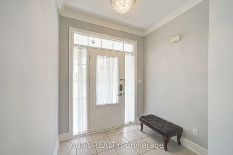 10 Thistledown Crescent, ON L1R 3P2