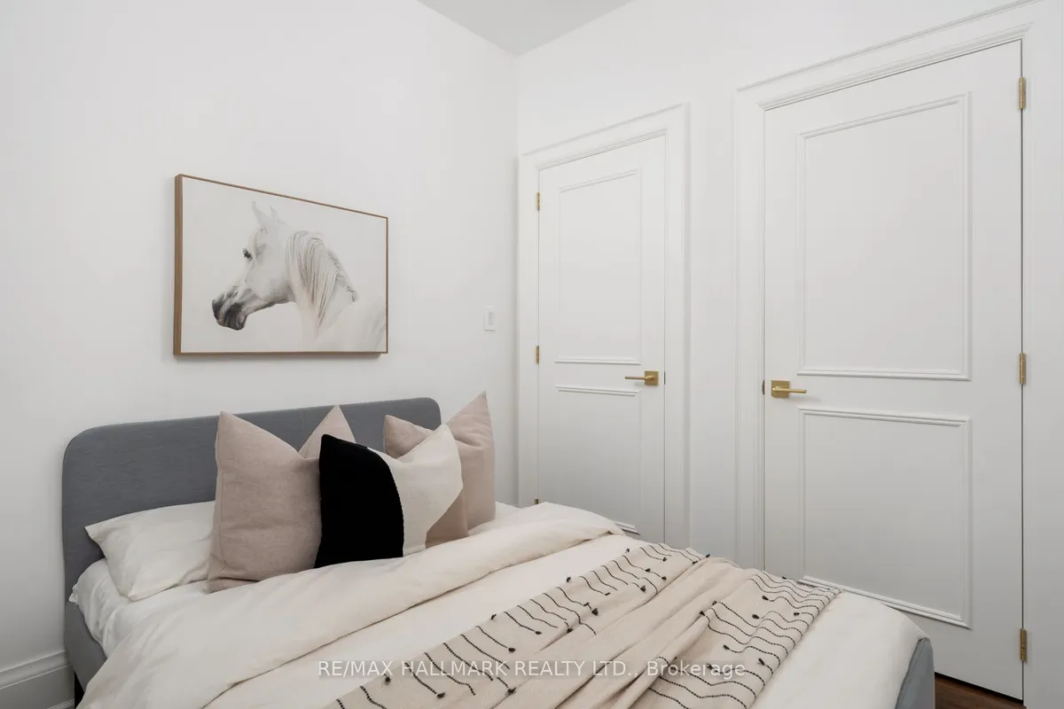 263 Linsmore Crescent, ON M4J 4L6