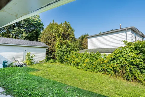 82 Crow Trail, ON M1B 1X9