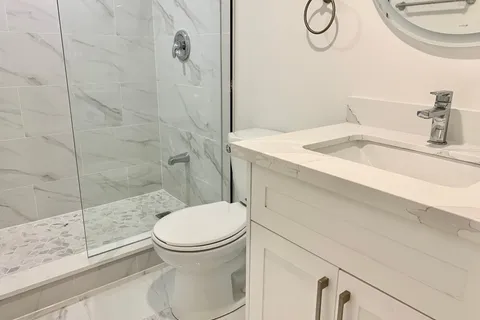 38 Thorncroft Crescent, ON L1S 2S2