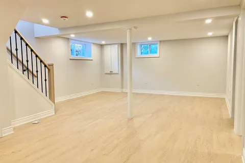 38 Thorncroft Crescent, ON L1S 2S2