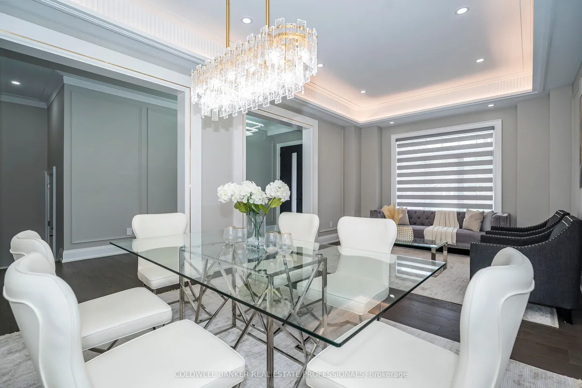 5 Barnsley Court, ON M1R 3X4