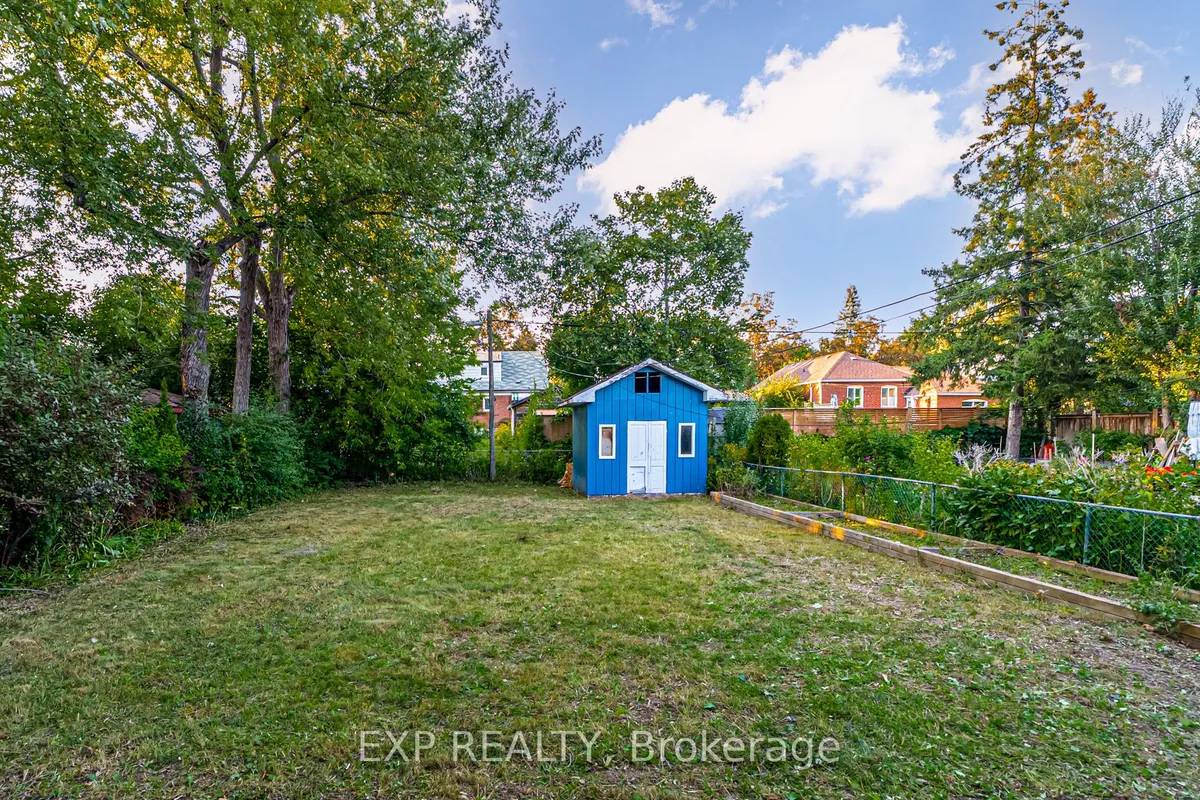 18 Innisdale Drive, ON M1R 1C3