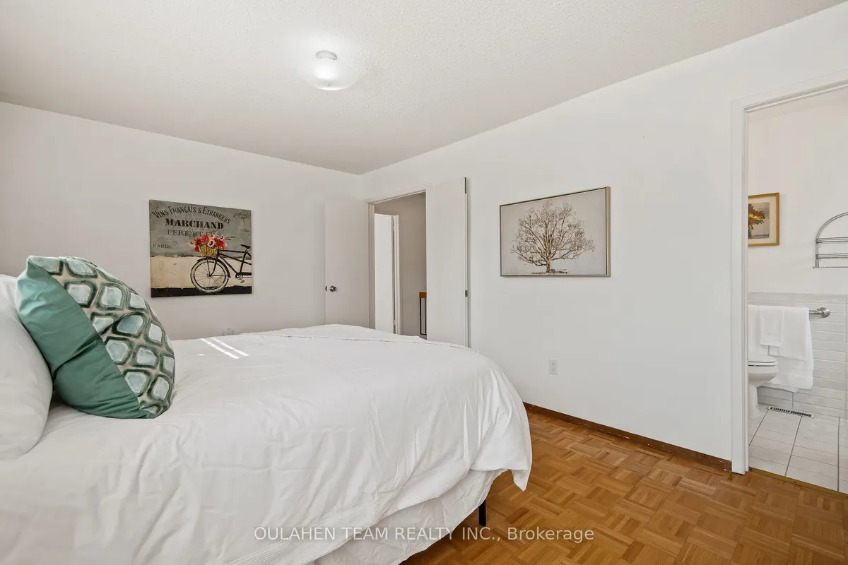 27 Hornshill Drive, ON M1S 3J3