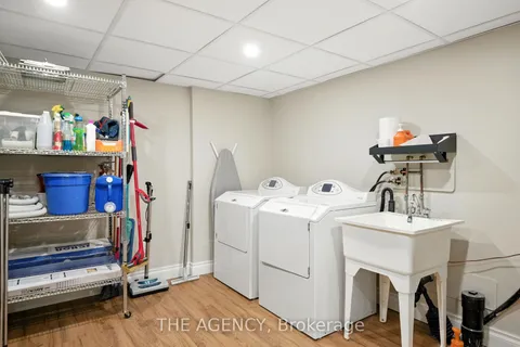 1541 Bentley Lane, ON L1X 2M6