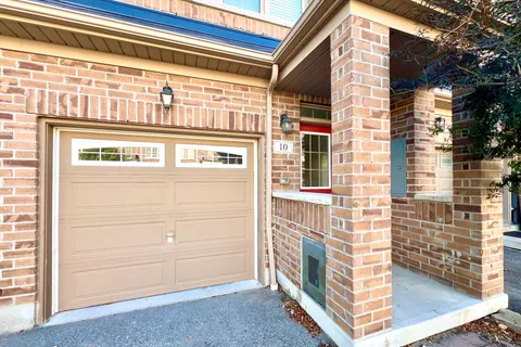 10 Magpie Way, ON L1N 0K7