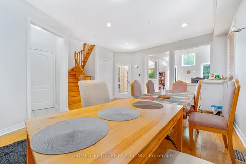 88 Mourning Dove Crescent, ON M1B 6A8