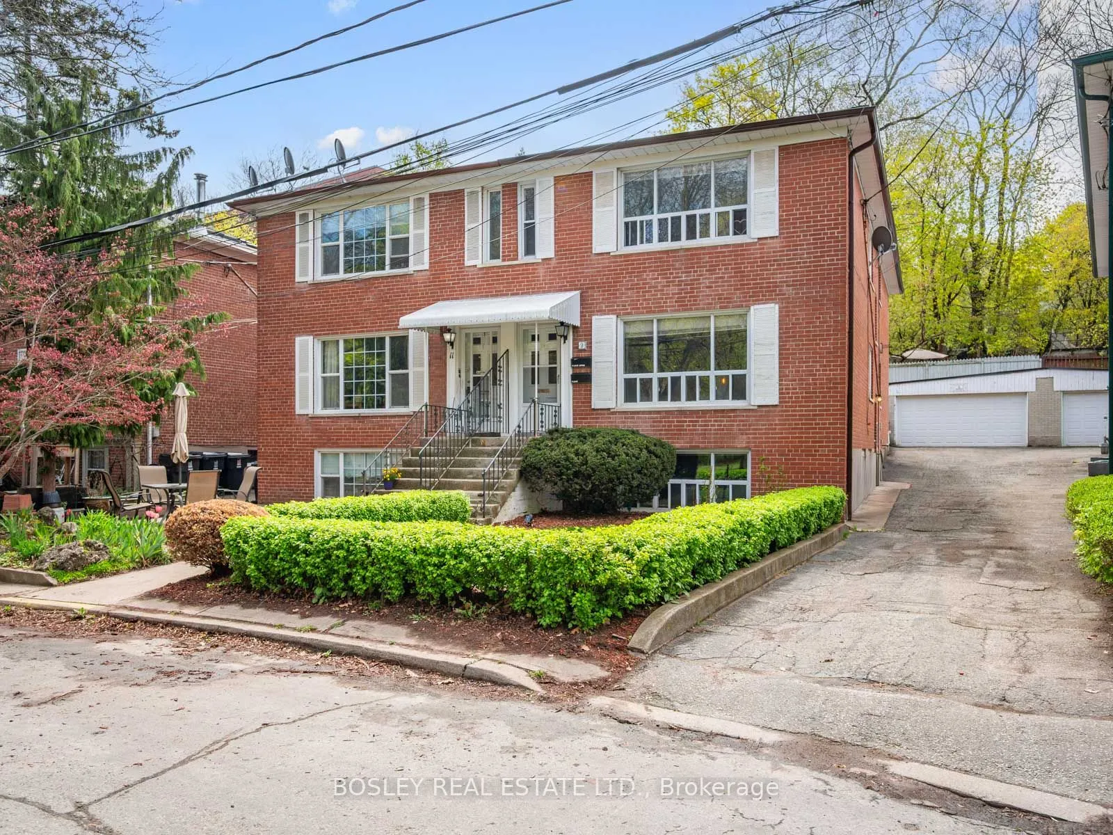 9 Love Crescent, ON M4E 1V6