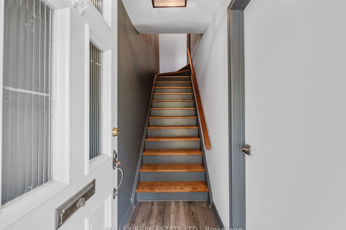 9 Love Crescent, ON M4E 1V6