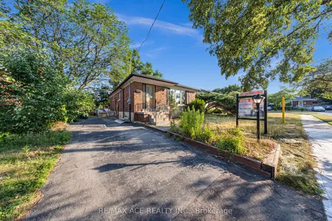 3 Hogan Drive, ON M1G 2H1