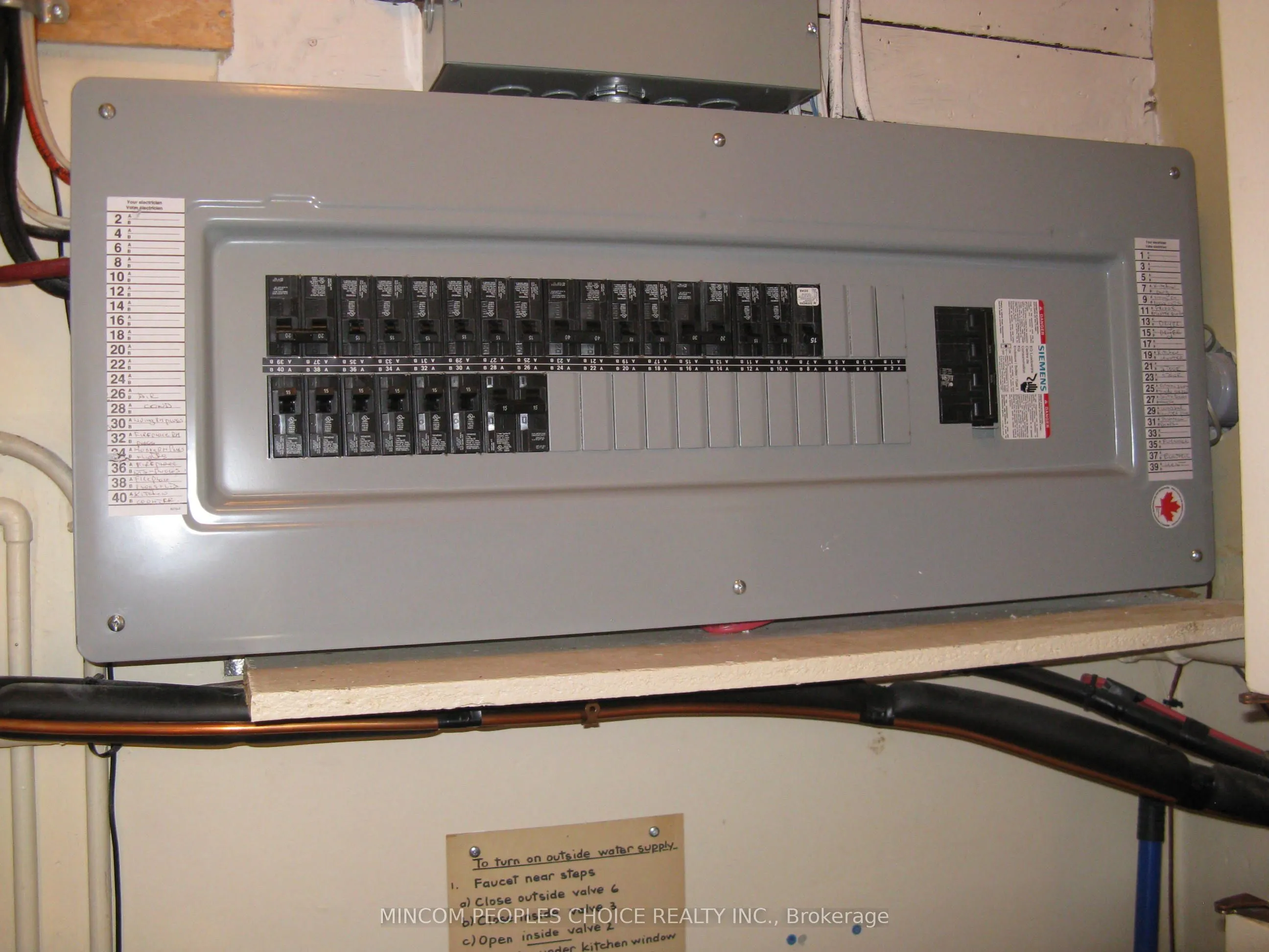 12 Ladysbridge Drive, ON M1G 3H6