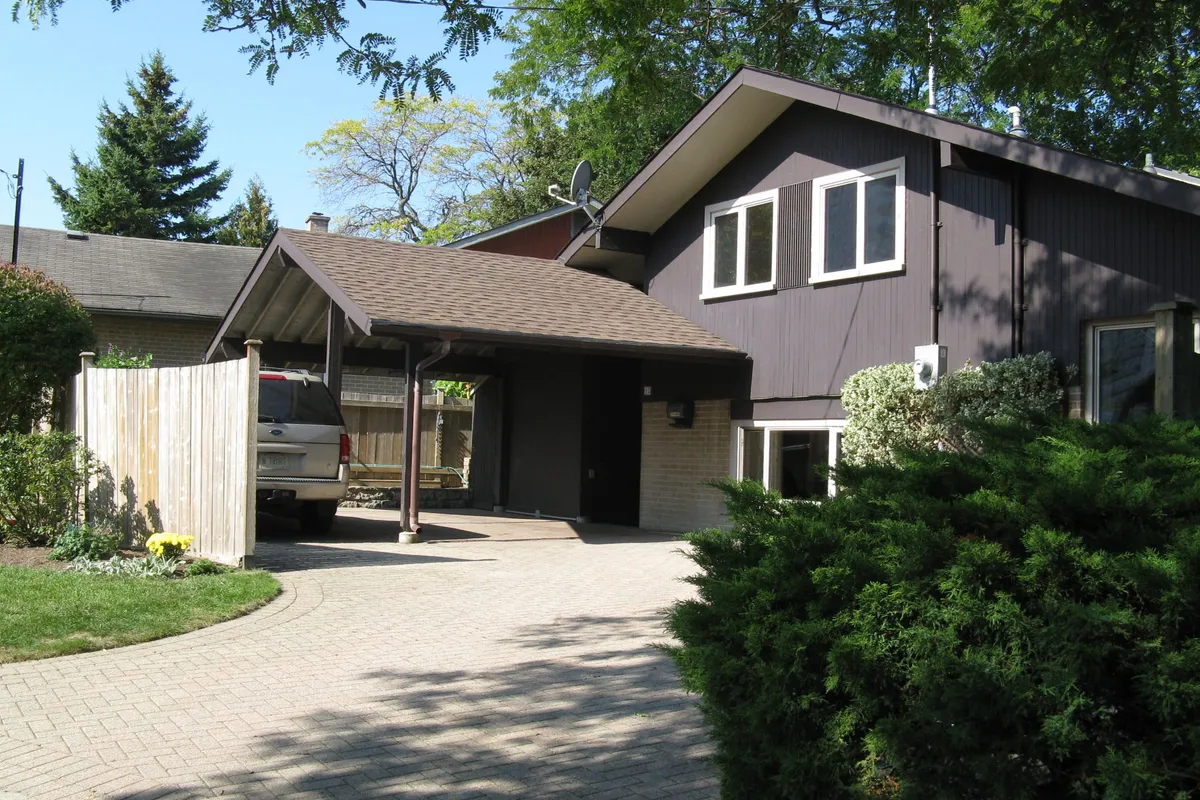 12 Ladysbridge Drive, ON M1G 3H6