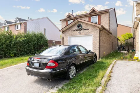 1518 Woodruff Crescent, ON L1V 3S6