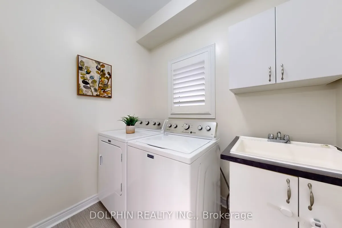 16 Mccourt Drive, ON L1Z 0C6