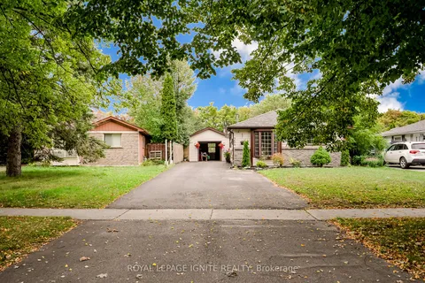 754 Downview Crescent, ON L1H 7W3