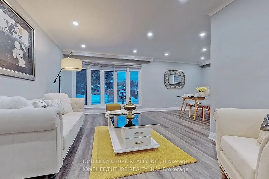 28 Skyridge Road, ON M1E 4P1