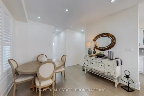 52 Conarty Cres. Crescent, ON L1P 0L4