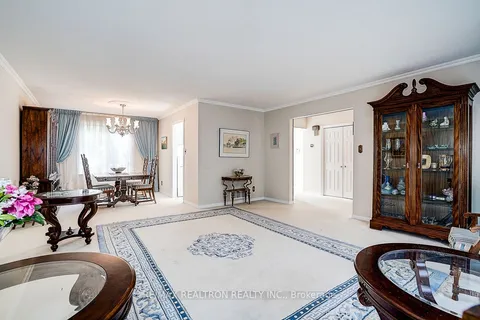 9 Eastlea Crescent, ON M1T 3A5