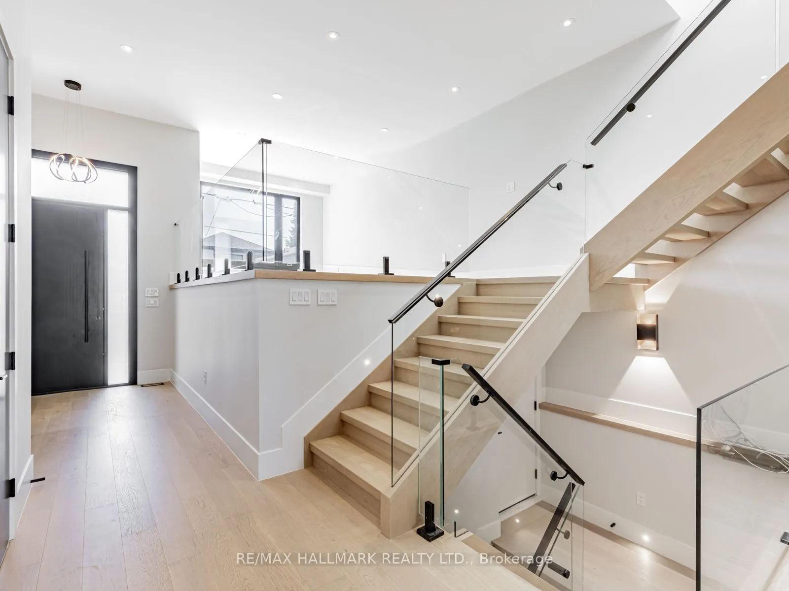 80 Barker Avenue, ON M4C 2N6