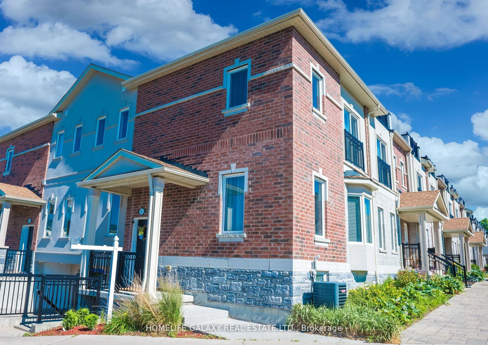 1050 Elton Way, ON L1N 0L3