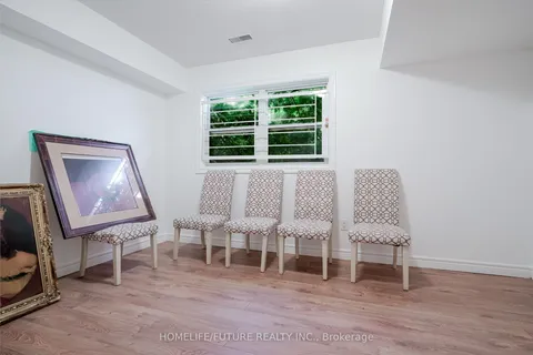 15 Florist Lane, ON M1E 0A4