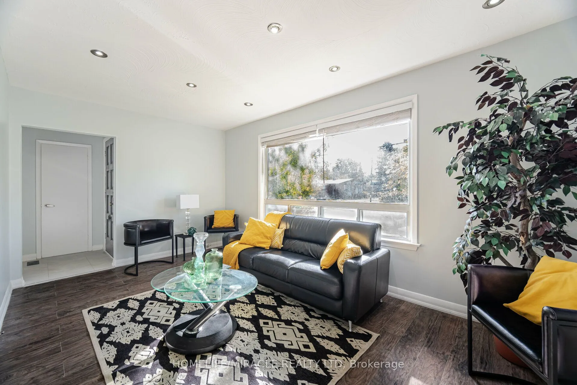 98 Nelson Street, ON M1J 2V5