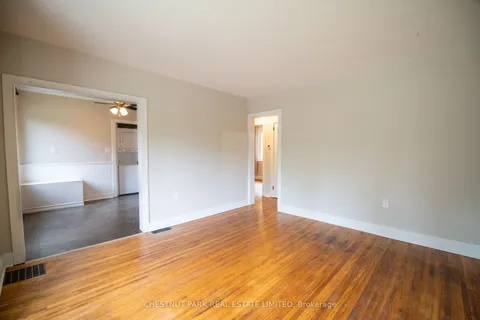 174 Gibbons Street, ON L1J 4Y3