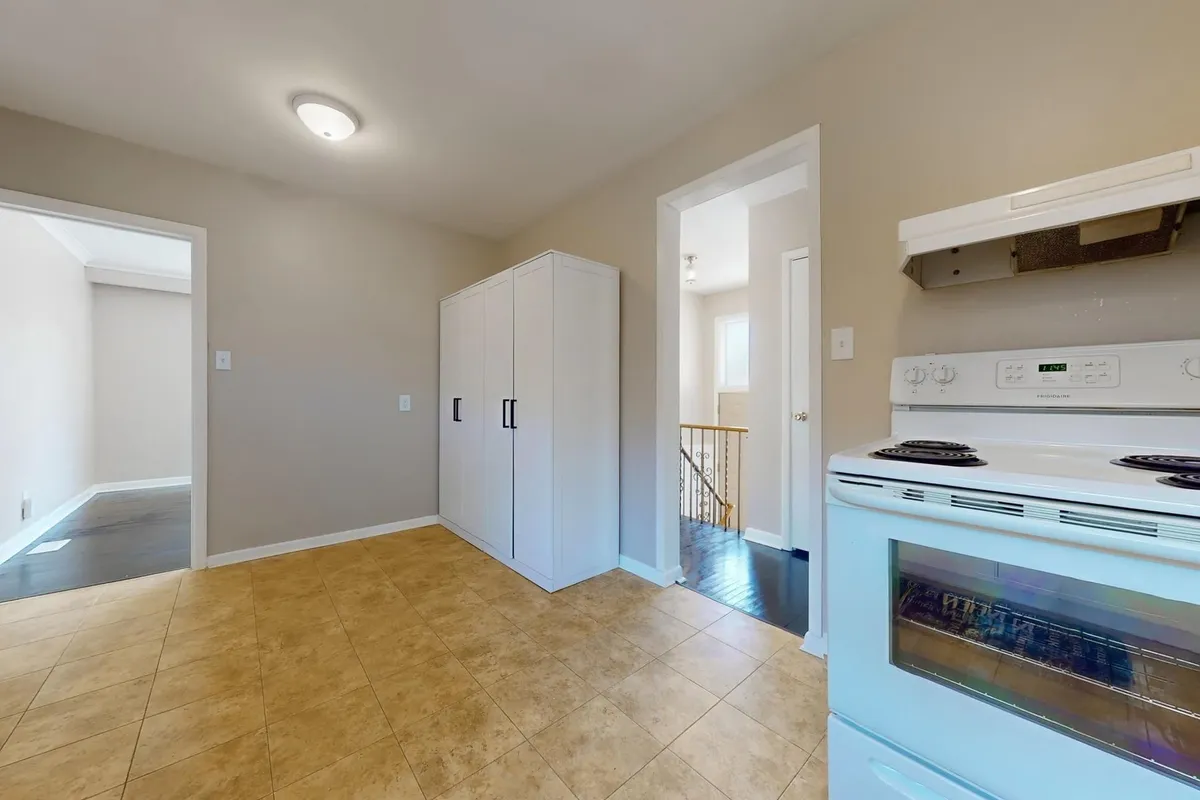 10 Cunard Street, ON M1J 2N1