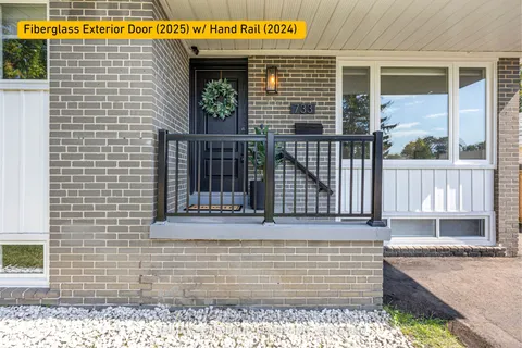 733 Lublin Avenue, ON L1W 1Z1