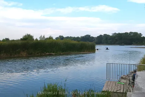 42 Milner Crescent, ON L1S 4X4