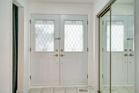 122 Marilake Drive, ON M1S 1V9