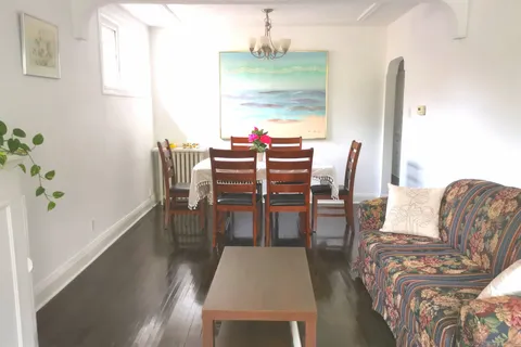 623 O' Connor Dr Drive, ON M4C 3A5