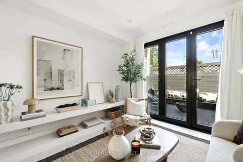 137 Munro Street, ON M4M 2B8