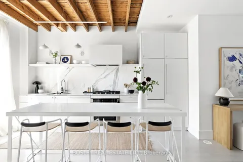 137 Munro Street, ON M4M 2B8