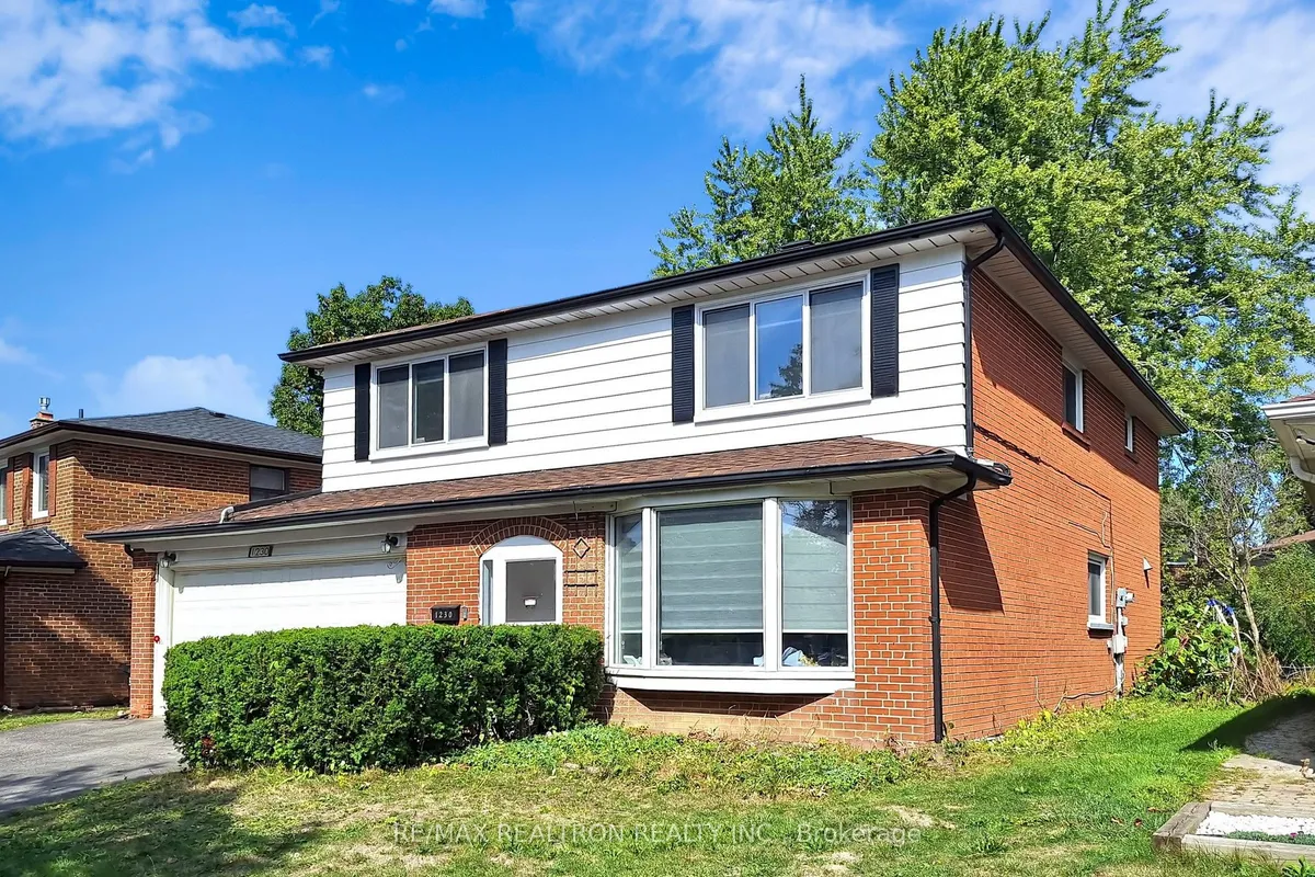 1230 Huntingwood Drive, ON M1S 1K8