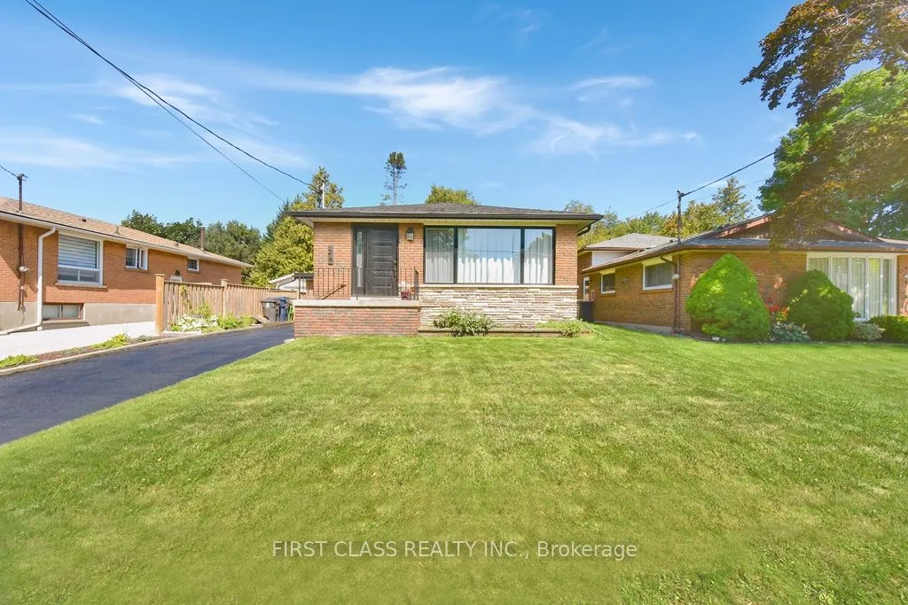 24 Fintona Avenue, ON M1E 1V3