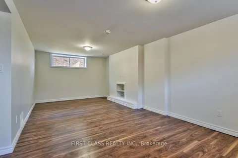 24 Fintona Avenue, ON M1E 1V3