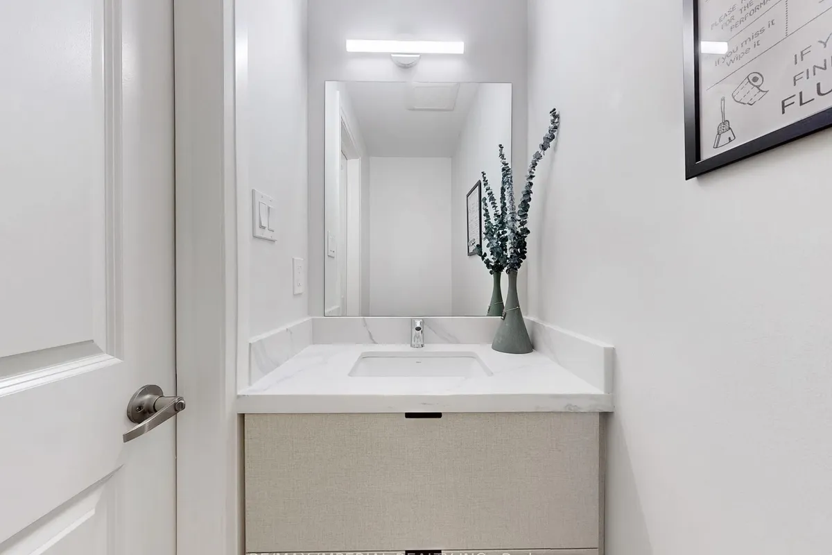 9 Lesmount Avenue, ON M4J 3V5