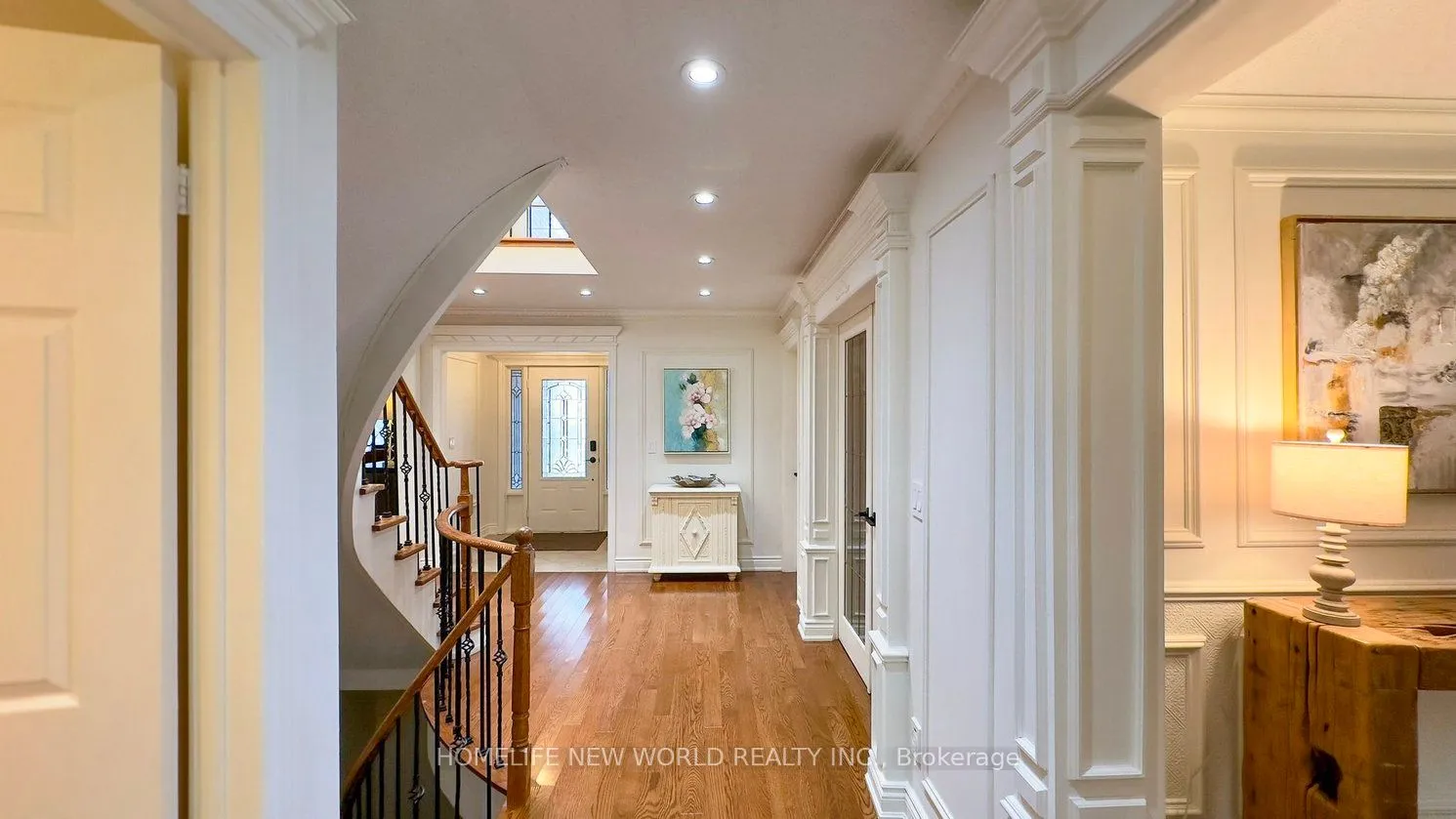 35 Chipperfield Crescent, ON L1R 1P1