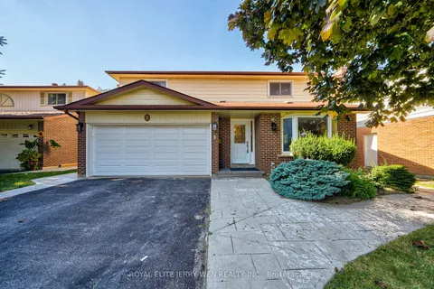 8 Deerfield Court, ON L1N 5V1
