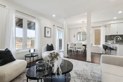 1152 Gossamer Drive, ON L1X 2T8