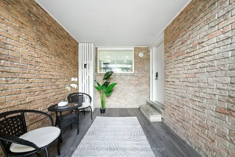 1553 Geta Circle, ON L1V 3B5