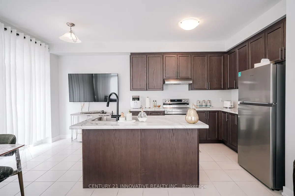 1076 Thompson Drive, ON L1L 0V5