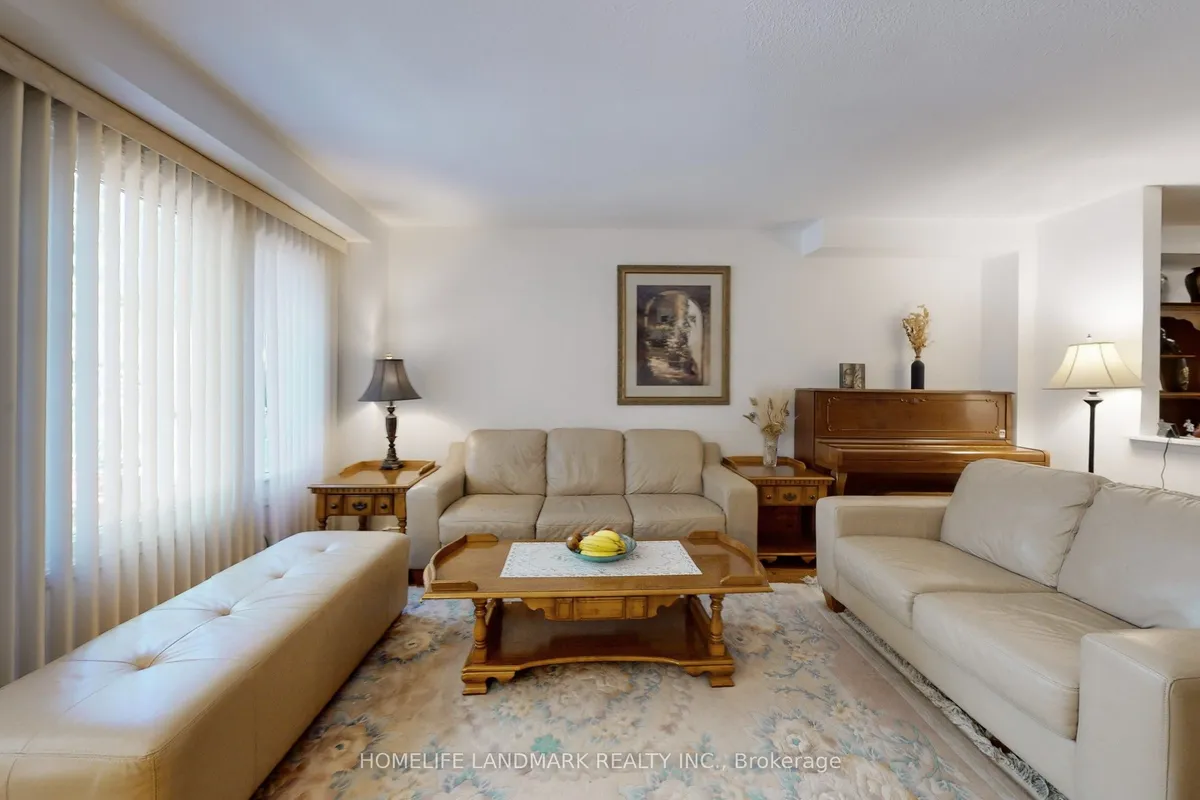 32 Coatsworth Crescent, ON M4C 5P5