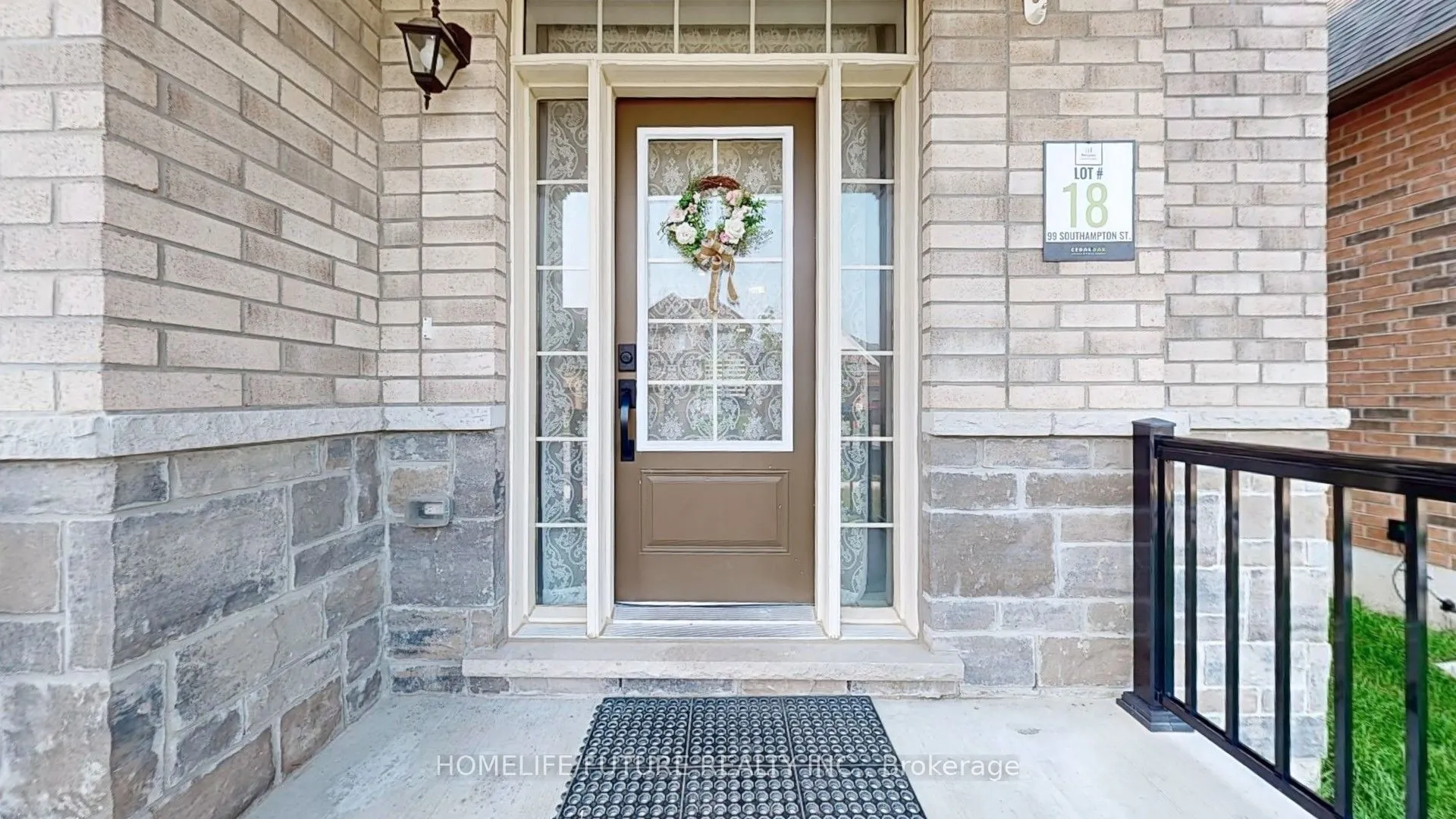 Detached kitchen at 99 Southampton Street Scugog