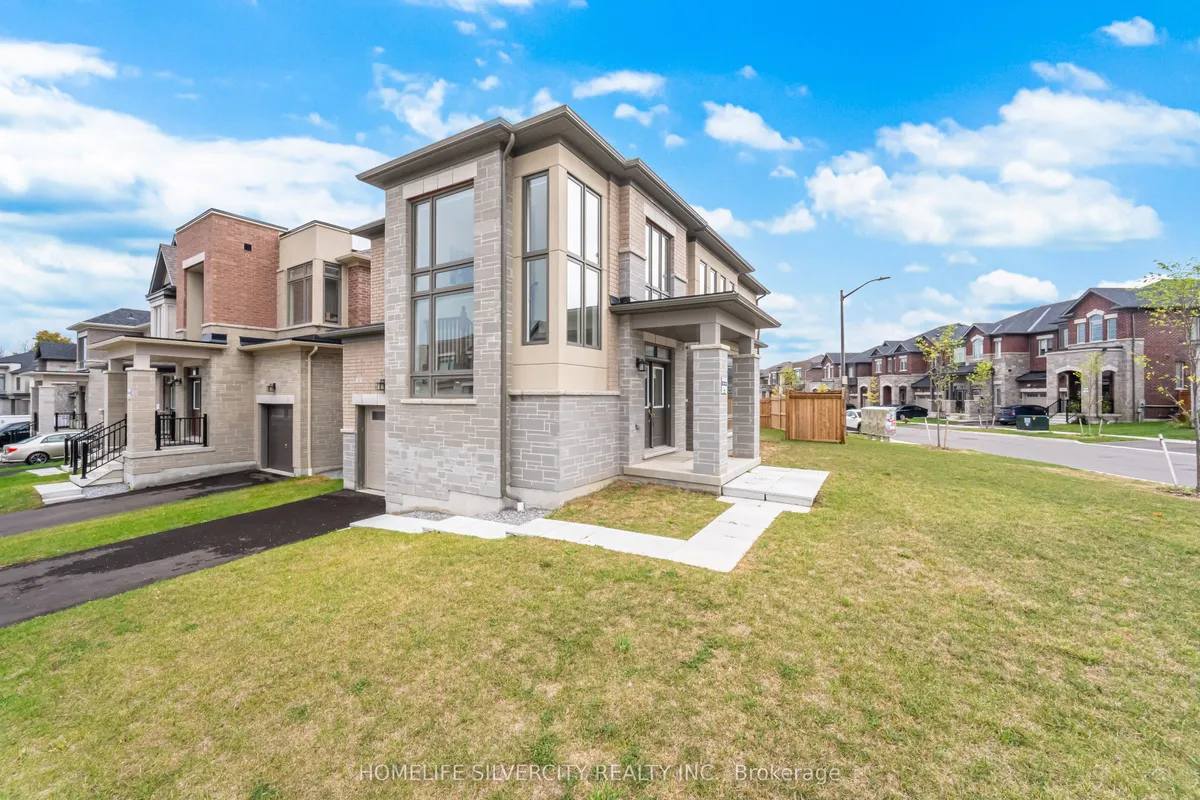 1 Armilia Place, ON L1P 0N9