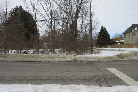 98 Euclid Avenue, ON M6J 2J9