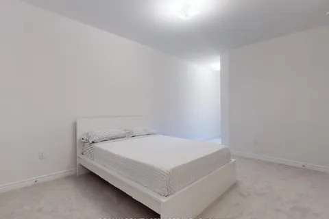 513 Littlewood Lane, ON L1S 0H1